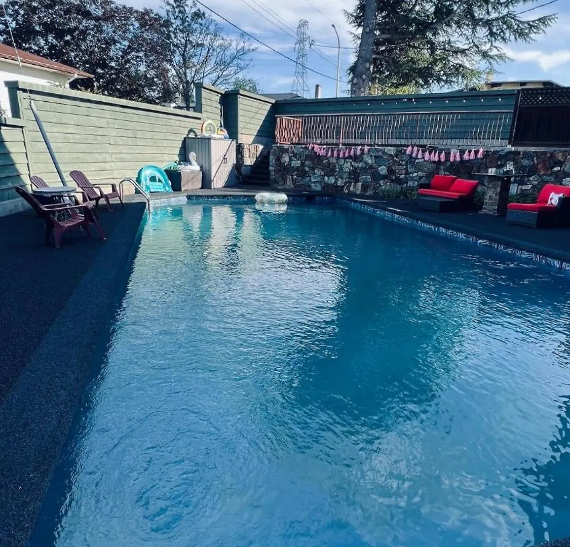 Holiday home Tranquil Oasis 2 Bedroom Suite With Pool View Victoria