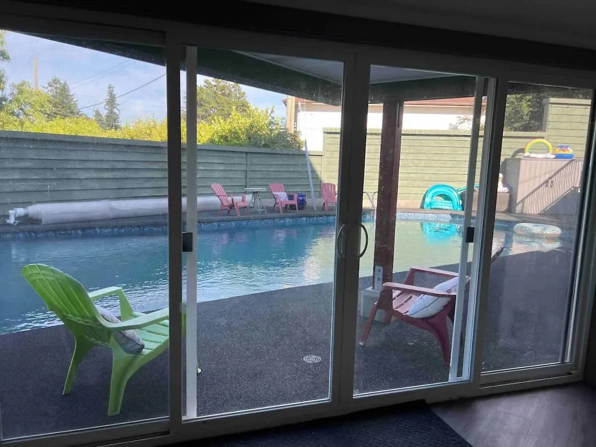 Holiday home Tranquil Oasis 2 Bedroom Suite With Pool View Victoria